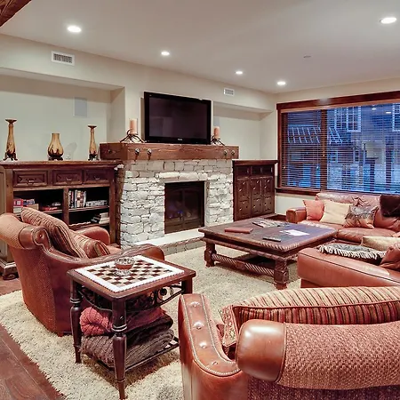 Silver Star #3101 - 3 Bed Condo